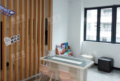 �����������ǻ��ͯ������