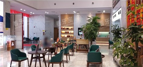 柳州中瑞口腔大厅休息区环境 柳州中瑞口腔大厅休息区环境