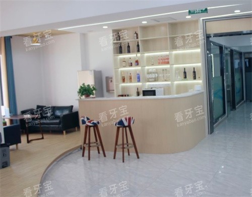 ��̶���ǿ�ǻ��Ϣ����