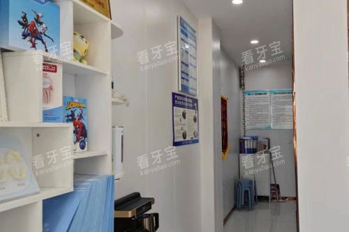 Ȫ�ƿ�ǻ���ɽ·�껷��ͼ