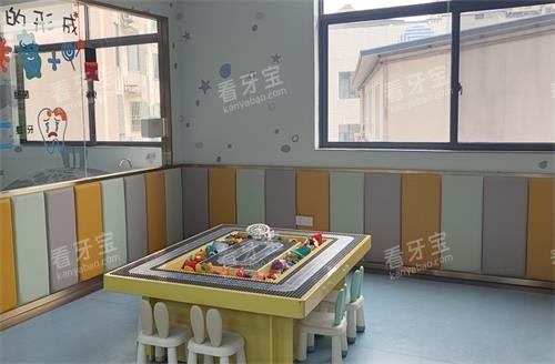 �����Ž���ɽ��ǻ��ͯ��Ϸ��