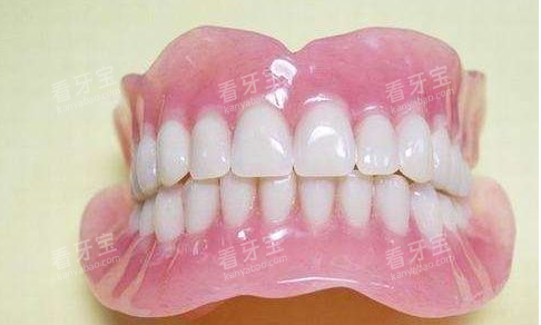 吸附性义齿照片 吸附性义齿照片