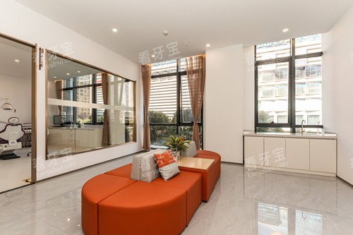 ���������ſ�ǻ��Ϣ��ͼ