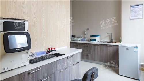 大连齿医生口腔二楼化验室 大连齿医生口腔二楼化验室