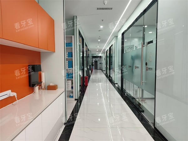 �ػʵ����ڿ�ǻ����