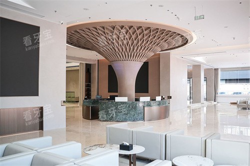 广州美云口腔一楼大厅和休息区 广州美云口腔一楼大厅和休息区