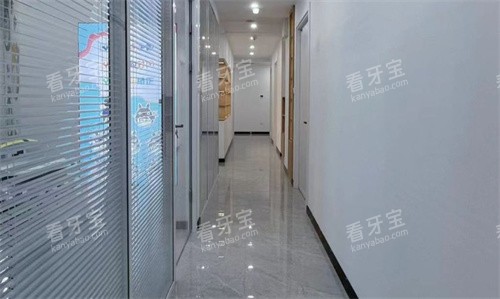 �������˿�ǻ�ڲ�����