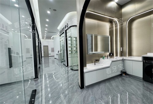 ���ڳ�����ǻ������