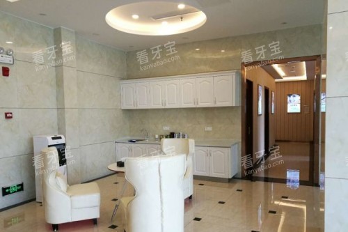 ���������˿�ǻ��Ϣ��