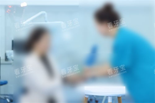 运城运中口腔医院前台接待 运城运中口腔医院前台接待