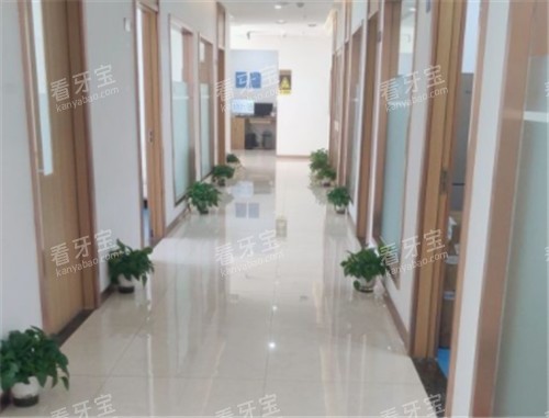 重庆爱牙仕口腔走廊环境图片 重庆爱牙仕口腔走廊环境图片