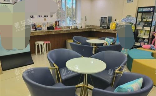昆明尚爱韩美口腔大厅环境示意图 昆明尚爱韩美口腔大厅环境示意图