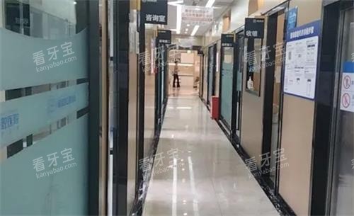 种植牙/矫正怕被坑?伊宁市福宏林口腔地址电话速存,老牌专科、技术靠谱,告别诊疗顾虑