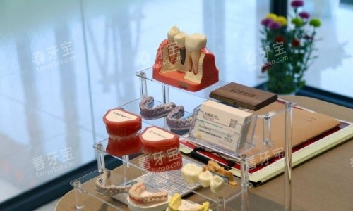 哈尔滨舒诺口腔假牙展示图.jpg 哈尔滨舒诺口腔假牙展示图.jpg