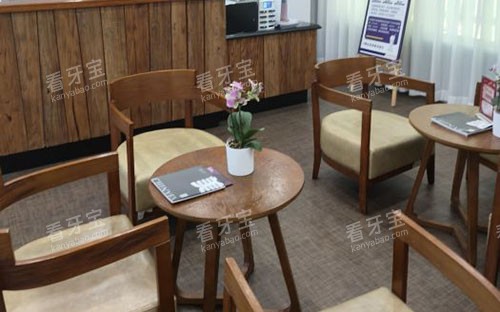 三河晶颜医疗美容大厅休息区.jpg 三河晶颜医疗美容大厅休息区.jpg