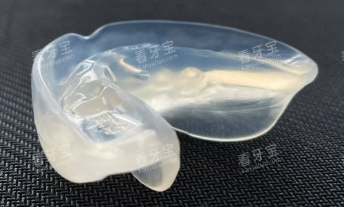 eta儿童早期矫正器.jpg eta儿童早期矫正器.jpg