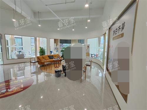 大理金莱雅口腔大厅内部环境.jpg 大理金莱雅口腔大厅内部环境.jpg