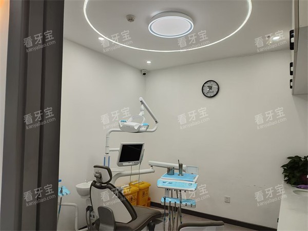 秦皇岛索菲亚口腔万达店手术室.jpg 秦皇岛索菲亚口腔万达店手术室.jpg
