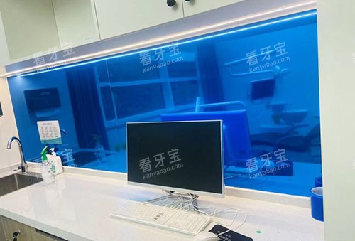 武汉平头牙匠口腔医生办公室.jpg 武汉平头牙匠口腔医生办公室.jpg