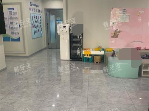 北京乾德齿科内部大厅.jpg 北京乾德齿科内部大厅.jpg