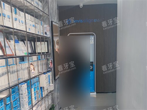 晋中刘双全口腔展示柜.jpg 晋中刘双全口腔展示柜.jpg