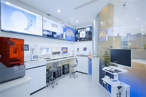 江门侨邑口腔内部一角展示.jpg 江门侨邑口腔内部一角展示.jpg