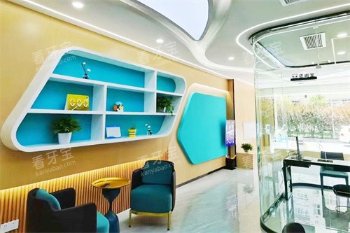 太原雅美口腔党校路店环境.jpg 太原雅美口腔党校路店环境.jpg