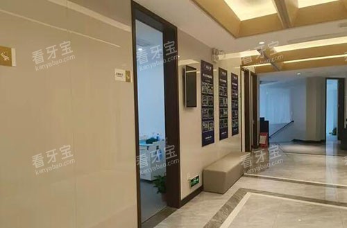 贵港柏乐口腔诊疗室外景图.jpg 贵港柏乐口腔诊疗室外景图.jpg