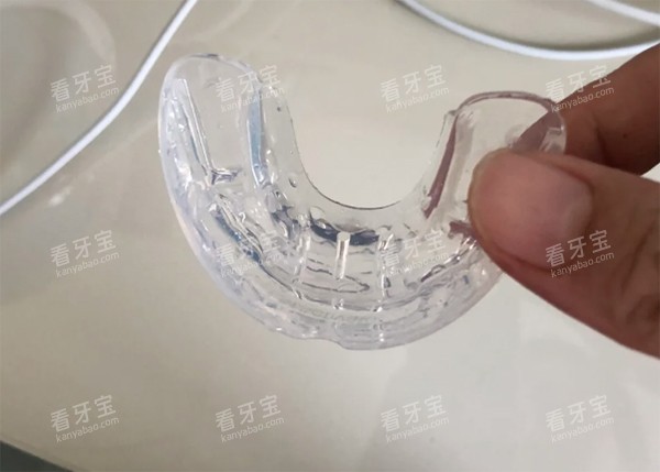 罗慕儿童矫治器.jpg 罗慕儿童矫治器.jpg