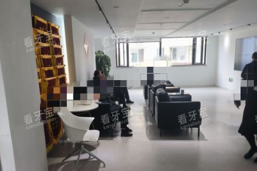 南京茀莱堡口腔医院休息候诊区.jpg 南京茀莱堡口腔医院休息候诊区.jpg