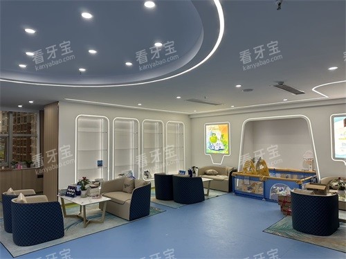 泉州美特尔口腔大厅休息区.jpg 泉州美特尔口腔大厅休息区.jpg