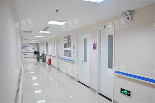 沈阳京科医院诊区环境.jpg 沈阳京科医院诊区环境.jpg