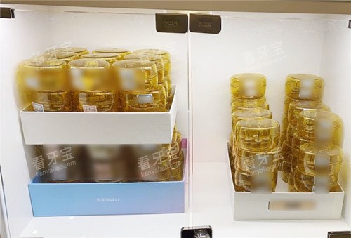 滁州固德口腔医院牙套墙.jpg 滁州固德口腔医院牙套墙.jpg