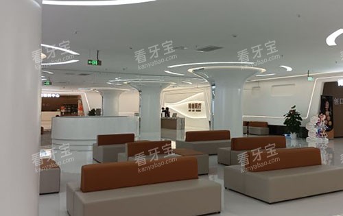 海口博创口腔大厅前台环境图.jpg 海口博创口腔大厅前台环境图.jpg