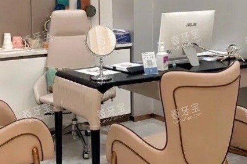 成都铜雀台整形面诊室.jpg 成都铜雀台整形面诊室.jpg