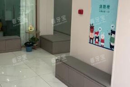 �ɶ������ǻ�Ⱥ���.jpg