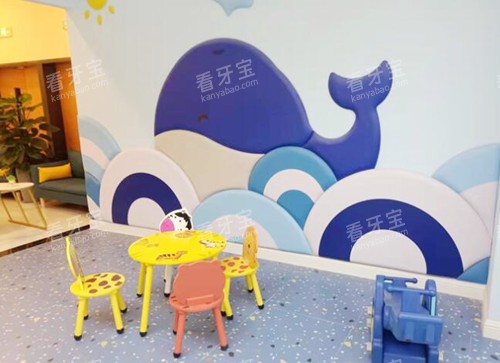 成都高德口腔天府院区儿童角.jpg 成都高德口腔天府院区儿童角.jpg