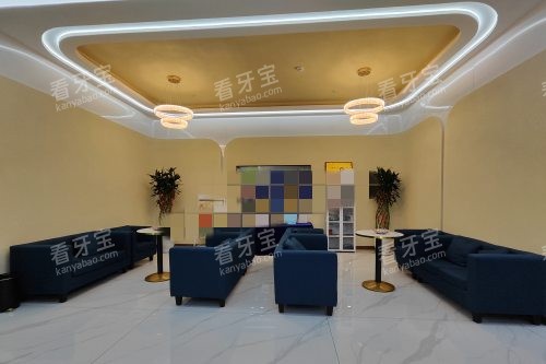 成都高德口腔室内展示.jpg 成都高德口腔室内展示.jpg