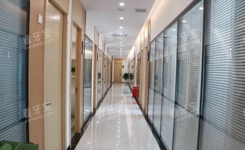 成都贝臣口腔医院走廊示意图.jpg 成都贝臣口腔医院走廊示意图.jpg