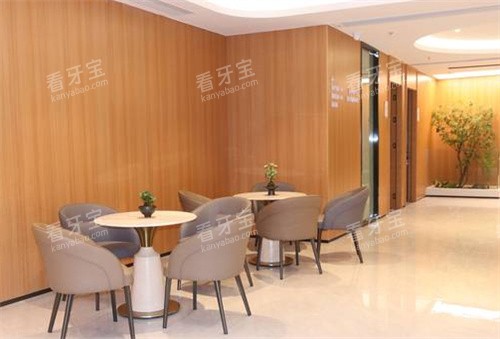 江门简牙口腔医院休息环境.jpg 江门简牙口腔医院休息环境.jpg