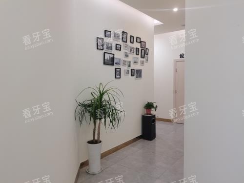 昆明博锐口腔医院走廊环境.jpg 昆明博锐口腔医院走廊环境.jpg