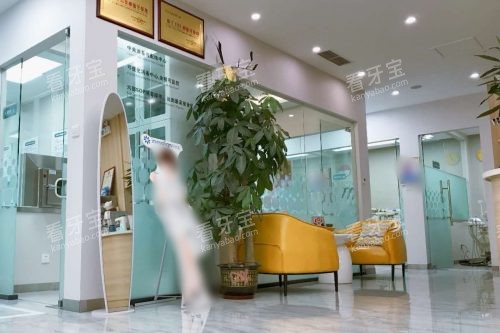 青岛艾诺口腔市北店走廊.jpg 青岛艾诺口腔市北店走廊.jpg