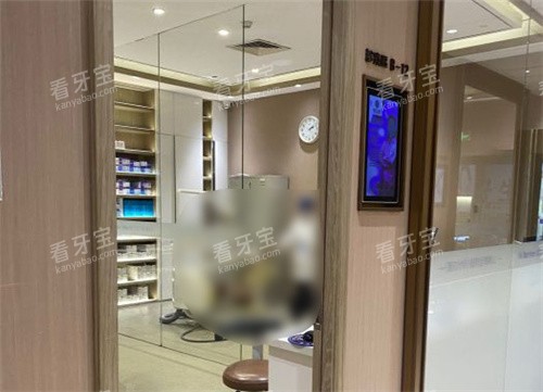 南宁柏乐口腔诊疗室.jpg 南宁柏乐口腔诊疗室.jpg