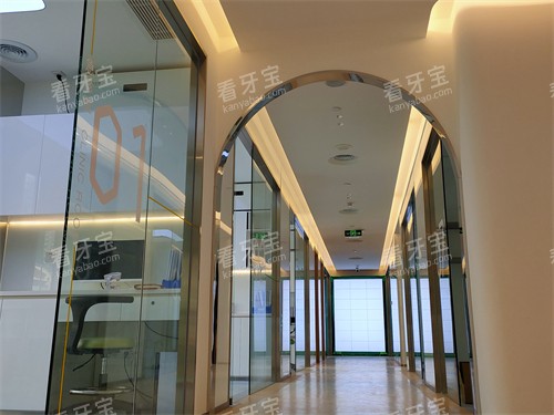 厦门瑞齿口腔走廊.jpg 厦门瑞齿口腔走廊.jpg