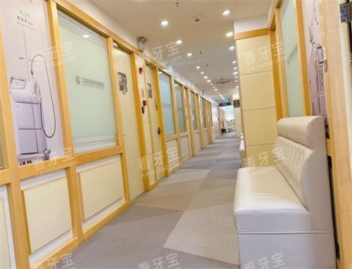 上海华美室内走廊展示图.jpg 上海华美室内走廊展示图.jpg