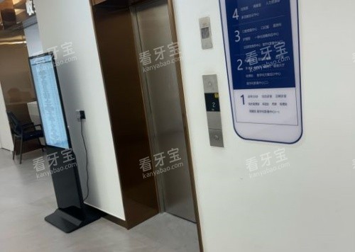 哈尔滨团圆口腔电梯处示意图.jpg 哈尔滨团圆口腔电梯处示意图.jpg