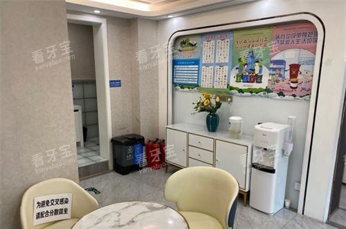 北京正唯口腔大厅环境.jpg 北京正唯口腔大厅环境.jpg