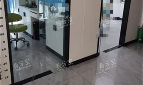 �ܿڳ������ǻ�����ſ�.jpg