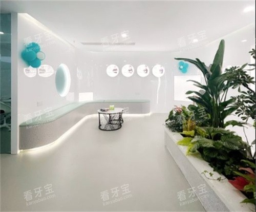 郑州青松口腔医院大厅.jpg 郑州青松口腔医院大厅.jpg