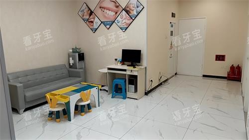北京顺义雅仕口腔沙发休息区.jpg 北京顺义雅仕口腔沙发休息区.jpg
